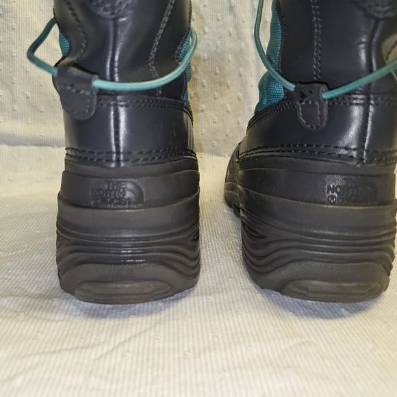 The North Face Turquoise and Charcoal Snow Boots - Picture 5 of 10
